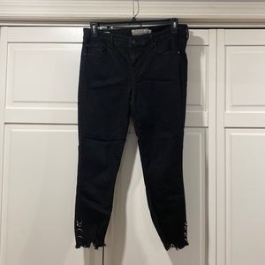 TORRID high rise ultra skinny black jeans with detail at bottom size 14